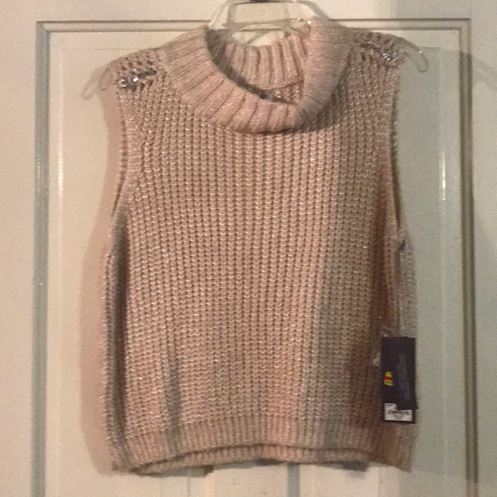 Sleeveless sweater